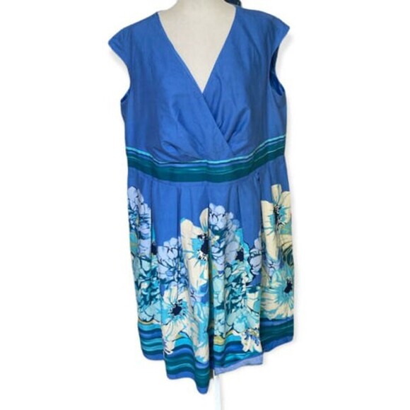 Liz Claiborne Women's Size 20W Blue Floral skirt Surplice Sleeveless Dress - Picture 2 of 10